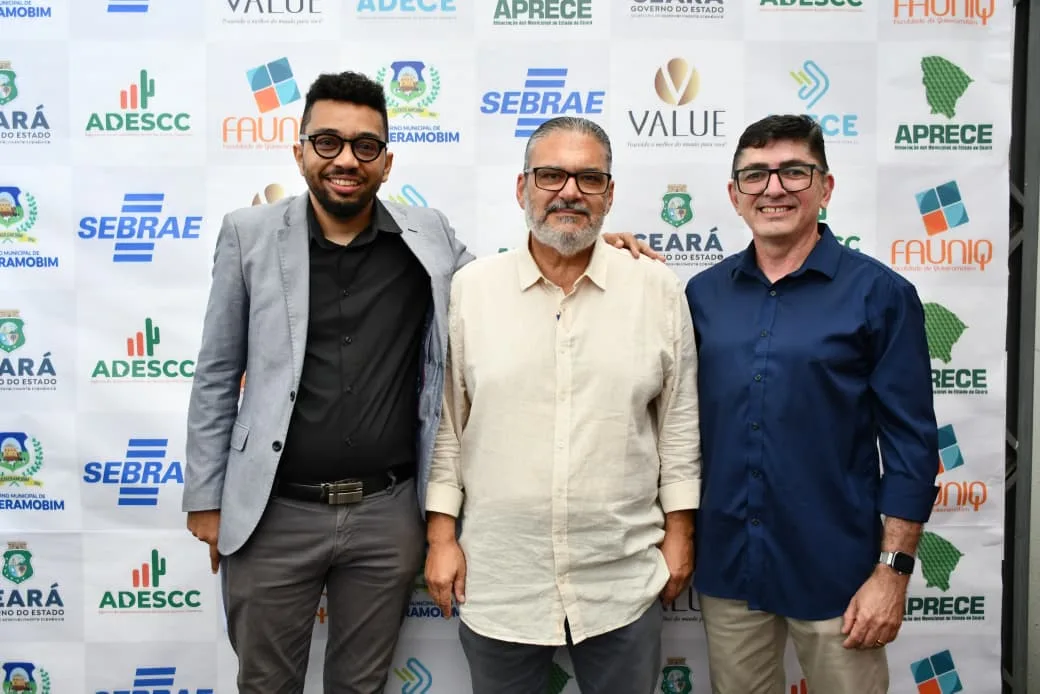 Presidente da ADESCC André Ricardo, Afrânio Feitosa — Secretário da SDE de Quixeramobim, e Willyans Matos — Diretor Financeiro da ADESCC