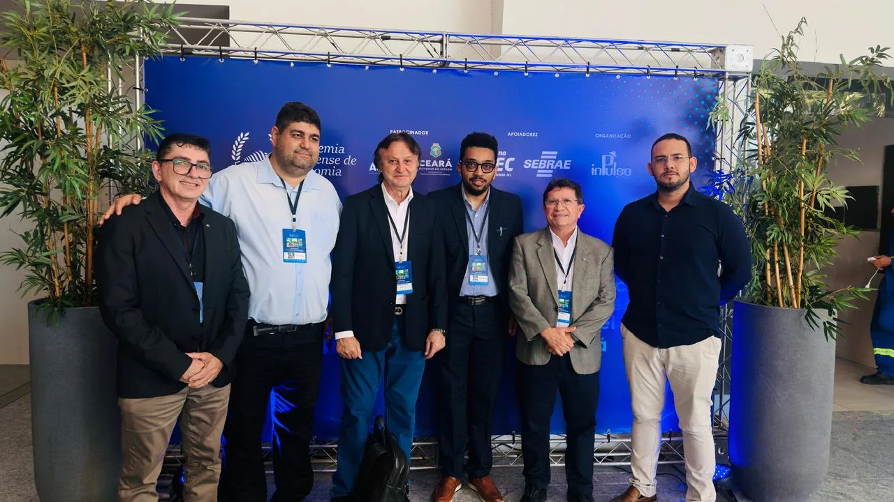 Equipe ADESCC e Quixeramobim no seminário da FIEC