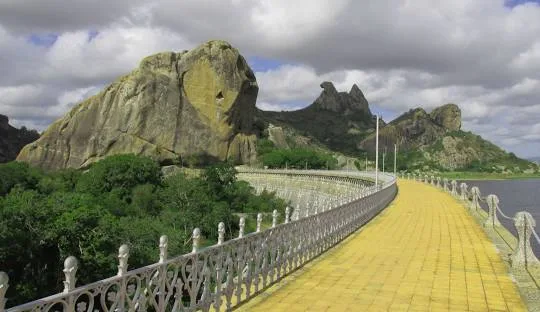 Eixo Turismo • Açude do Cedro e Pedra da Galinha Choca
